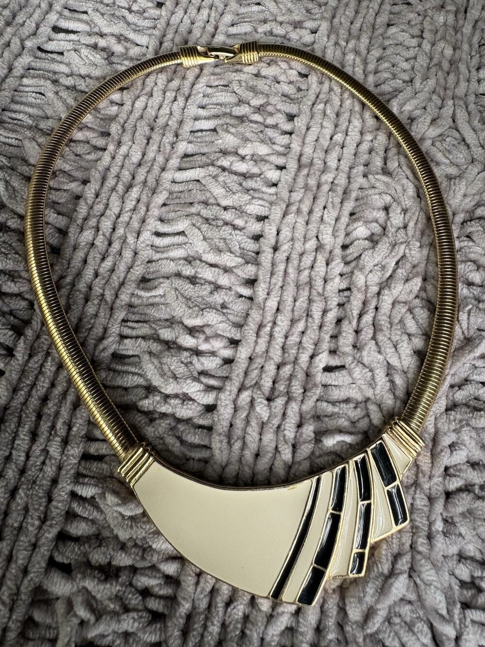 Trifari Vintage Choker Necklace Gold Tone Cream & Black Enamel 1980s Art Deco